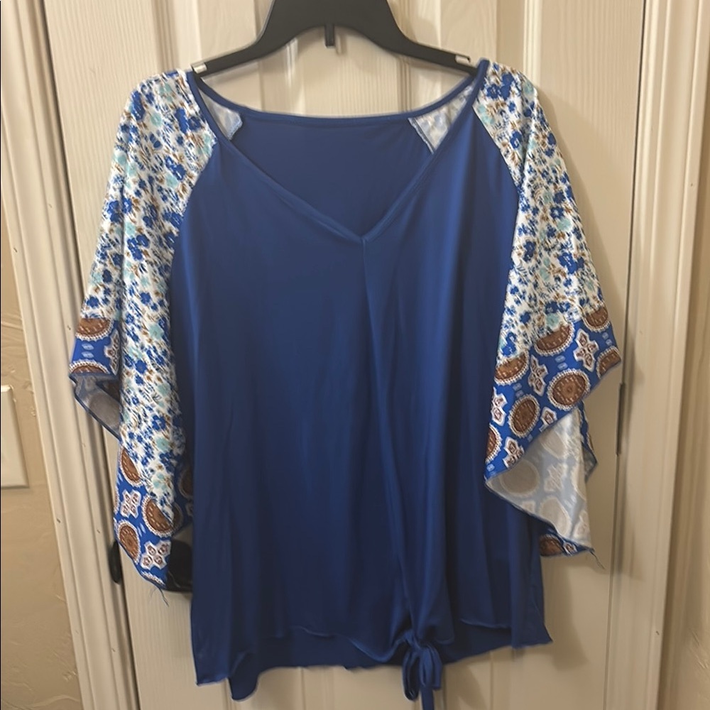 Blue Floral Women's Top